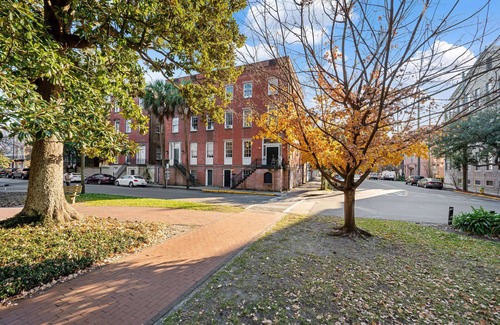 Historic District - North Casa | The Merchant on York St