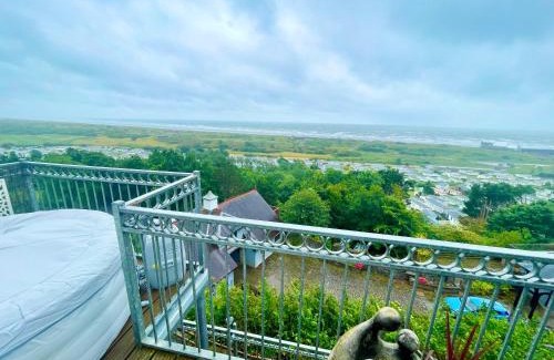 Pendine Apartamento | The Mermaids Watch Pendine DOG FRIENDLY with Cymru Holidays