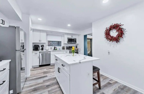 Lansing Casa | The Mid-Century Retreat