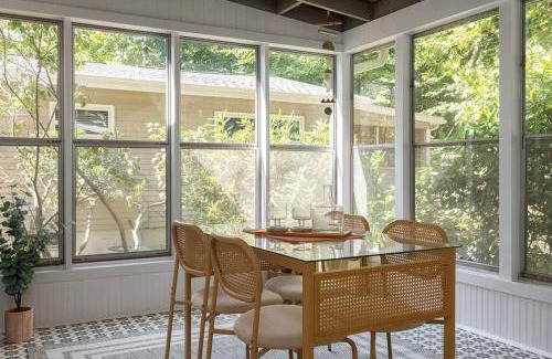 South Haven Casa | The MidMod of The Lake