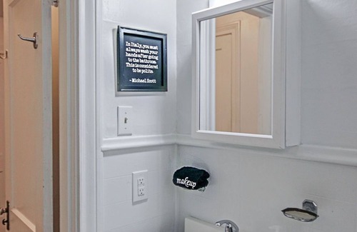 Nacogdoches Casa | The Midtown Flat; just blocks from SFA Campus and Downtown