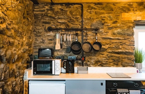 Holyhead Cabaña | The Milking Shed at Pencraig