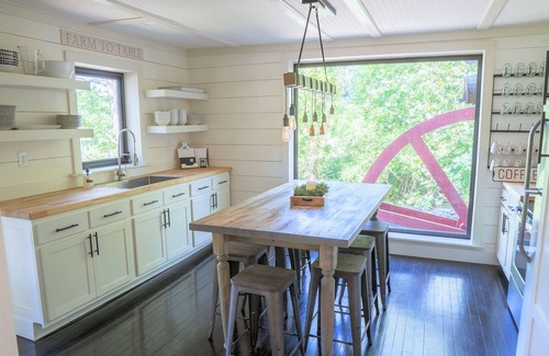 Goldbond Casa | The Mill House at Four Fillies Lodge