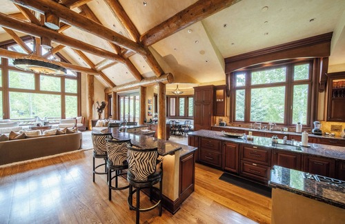 Aspen Casa | The Mill St House by Luxuri