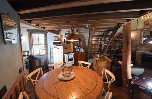 Eureka Casa | The Miner's Loft - Ballarat