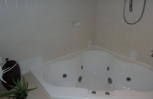 Somerville Hotel | The Miners Rest Motel
