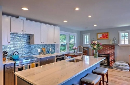 North Kingstown Casa | The Minnows Waterfront Cottage on Egret Cove
