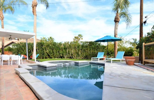 Cathedral City Cove Casa | THE MINT ESCAPE SUITE - CASITA