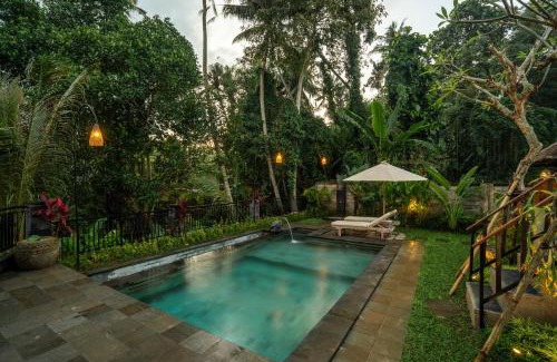 Kemenuh Villa | The Miracle House by GenuineHost