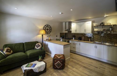 Glastonbury Hotel | The Mitre Inn