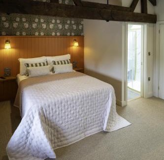 Glastonbury Hotel | The Mitre Inn