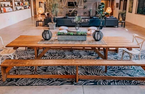 East Side Villa | The Modern Bohemian Villa - Hot tub - 8 bedroom