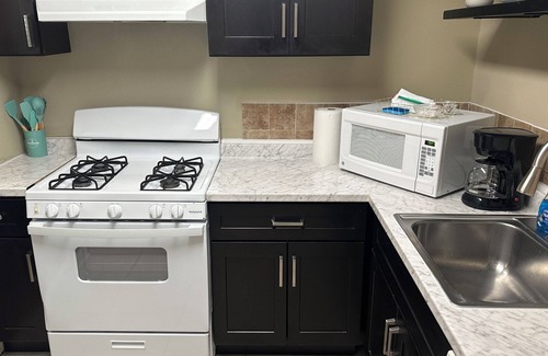 Highlands - Perkins Casa | The Monroe: 2-bedroom townhome. Walk to LSU