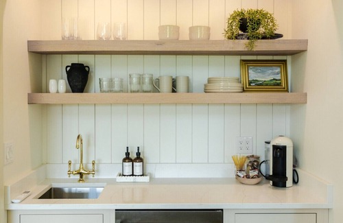 Kerrs Creek Cabaña | The Monroe Cottage - Luxury Farm Stay