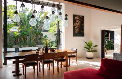 Mas Villa | The Moon villa