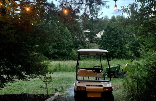 Weaverville Alquiler De RV | The Moonlight - Glamping with Golf Cart and Soaking Tub on Homestead