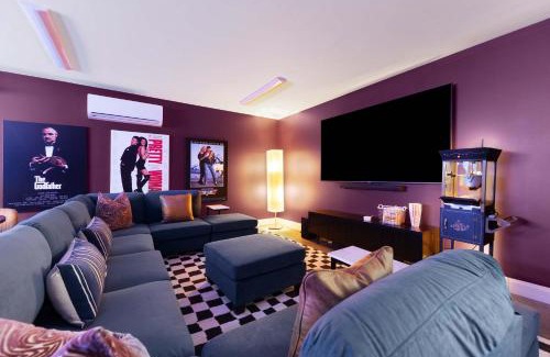 Hope Gardens Casa | The Morrison - Karaoke Theater Backyard Oasis