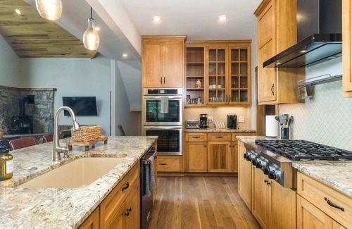 McGaheysville Cabina | The Mountain Mansion