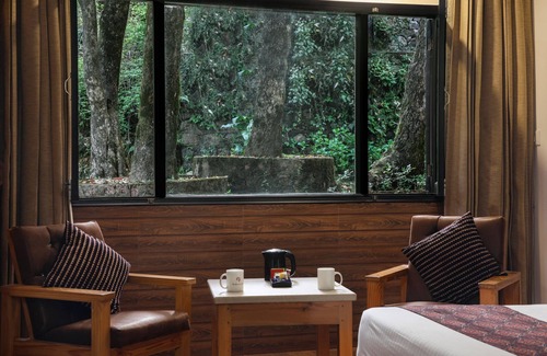 Mussoorie Hotel | The Mountain Quail