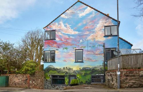 Southville Apartamento | The Mural - City Centre - Your Apartment