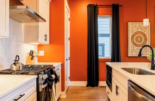 Whitebridge Casa | The Nash Note 10-Music City Escape-Sleeps 8