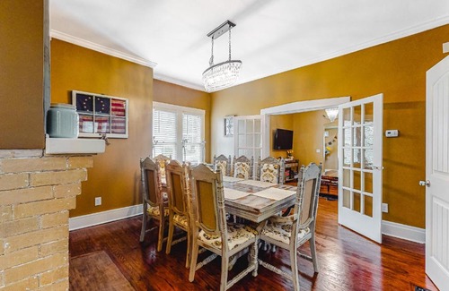 Nashville Casa | The Nashville White House