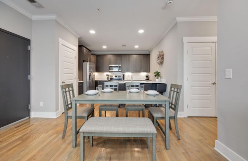 Nashville Apartamento | 2BR Nations Gem-Sleeps 6-DT Nashville+Parking
