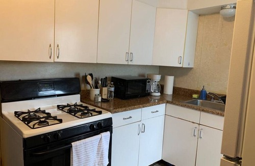 Oswego Apartamento | The Navy (Near Lake Ontario)
