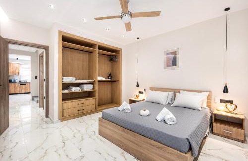 Kos Apartamento | The Neptunian Suite - 1Min to the Beach