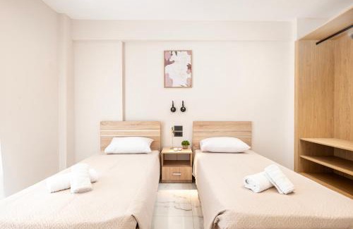 Kos Apartamento | The Neptunian Suite - 1Min to the Beach