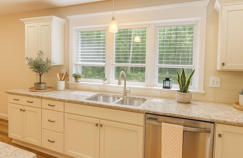 East Stroudsburg Casa | The Nest and Nook in The Poconos! 10 Min to Major Highways to NY, NJ