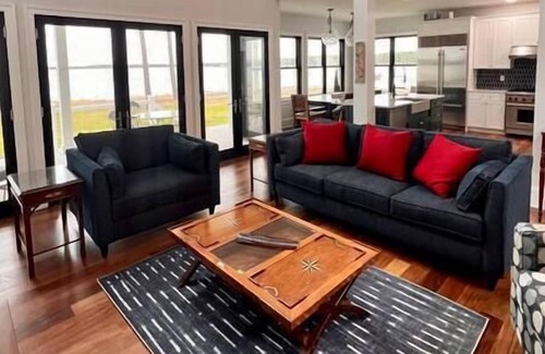 Cambridge Casa | The Nest at Fishing Creek