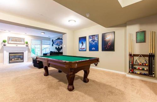 Germantown Casa | The Nest at Harmony Woods: Lux DC getaway + office