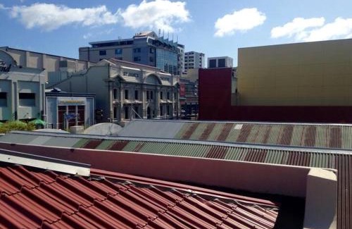 Te Aro Apartamento | The Nest - Central and Sunny Wellington Loft