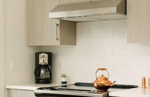 Revelstoke Condominio | The Nest - Condo with Hot Tub & BBQ