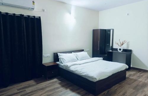 Bhubaneshwar Cama Y Desayuno | The Nest