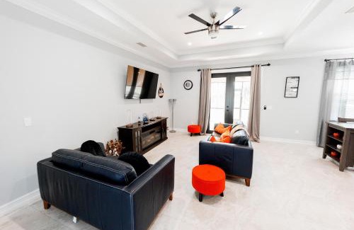 Rural Estates Casa | The Nesting Gem