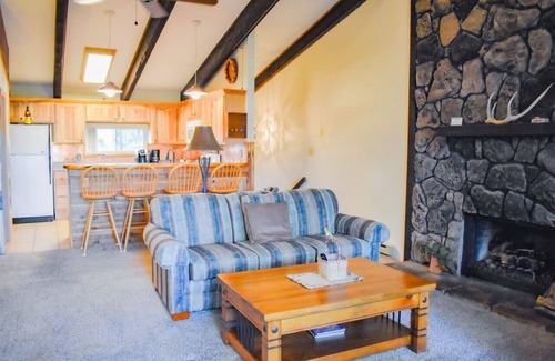 Ruidoso Condominio | The Nestled Inn - Unit C3
