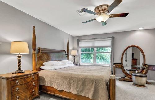 New Paltz Casa | The New Paltz Moondance Ridge House