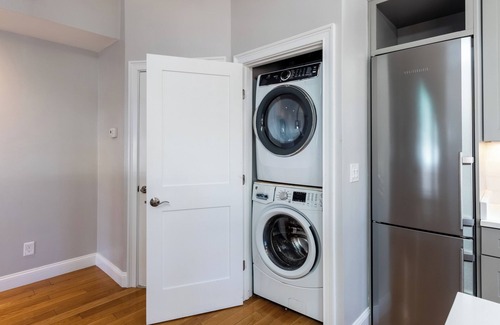 Fifth Ward Casa | The Newport Lofts - 595 Thames Street