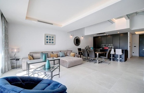 Estepona Casa | The Next Gen Villa