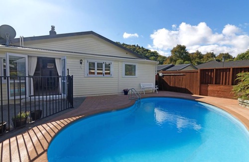 Nelson Casa | The Nile Street Bungalow - Character Home with a Pool in Central Location