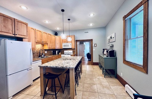 Hastings Apartamento | The Nininger - Cozy 2 BR Apartment in Hastings