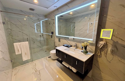 Gulberg Hotel | The Nishat Hotel Gulberg