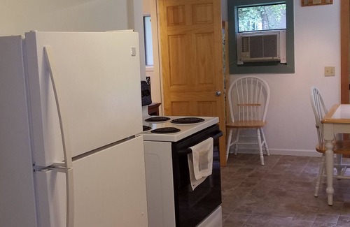 McKenzie Bridge Cabaña | The North Bank Cabin,100ft private McKenzie Riverfront, Grill, 20min to Falls
