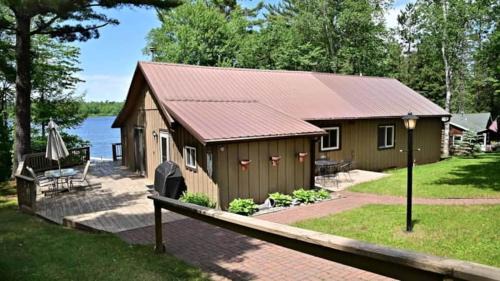 Clam Lake Casa | The North House home