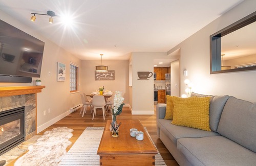 Whistler Cay Estates Casa | The North Star 1Bdr Townhouse w'Pool&Hot tub