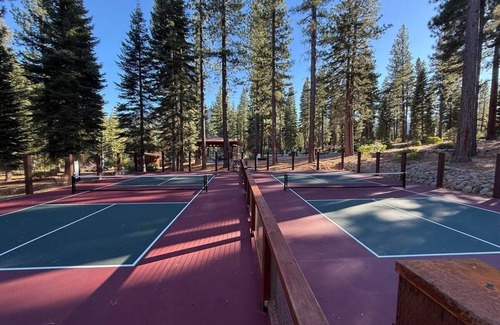 Truckee Casa | The Northstar Rat Pack Clubhouse
