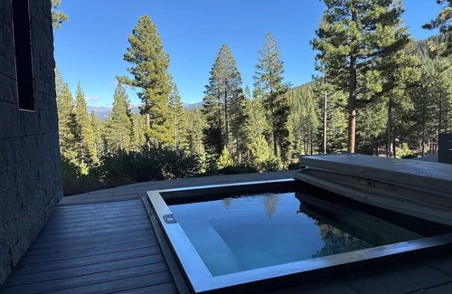 Truckee Casa | The Northstar Rat Pack Clubhouse