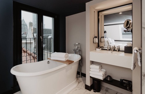 Neude Janskerkhof en Domplein Hotel | The Nox Utrecht